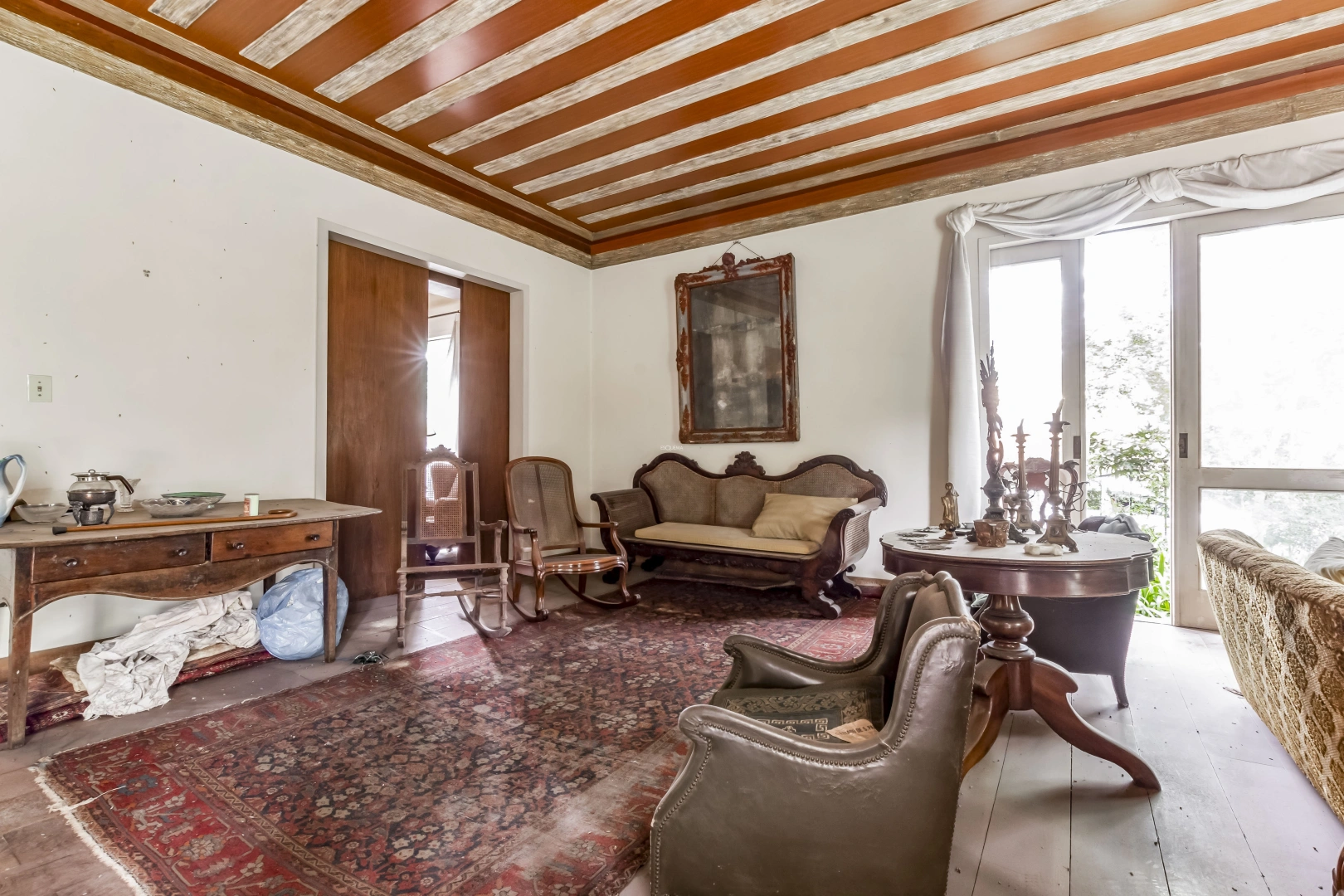 Casa em excelente localização - Imagem 5