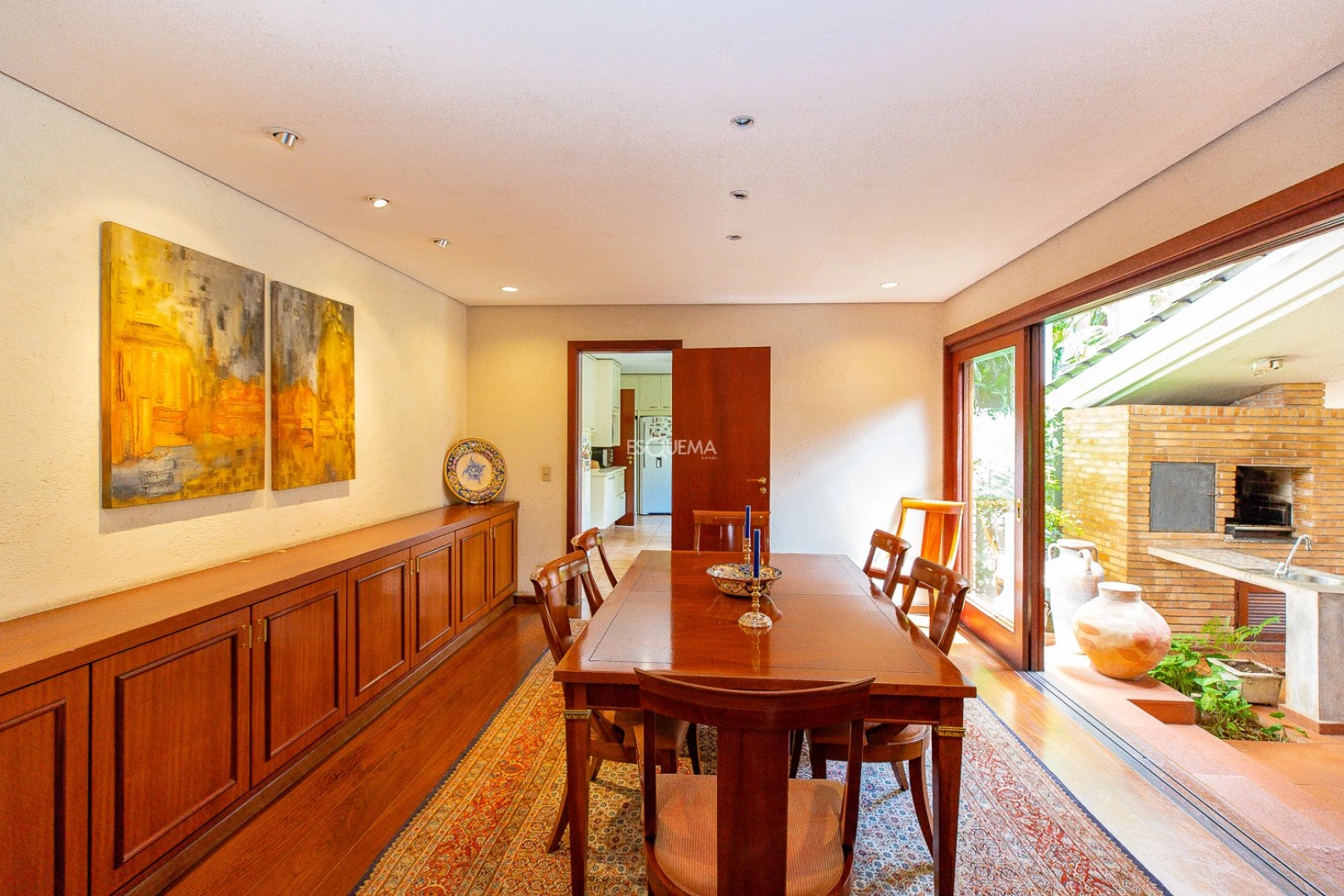 Casa com espaço gourmet e quadra poliesportiva - Imagem 13