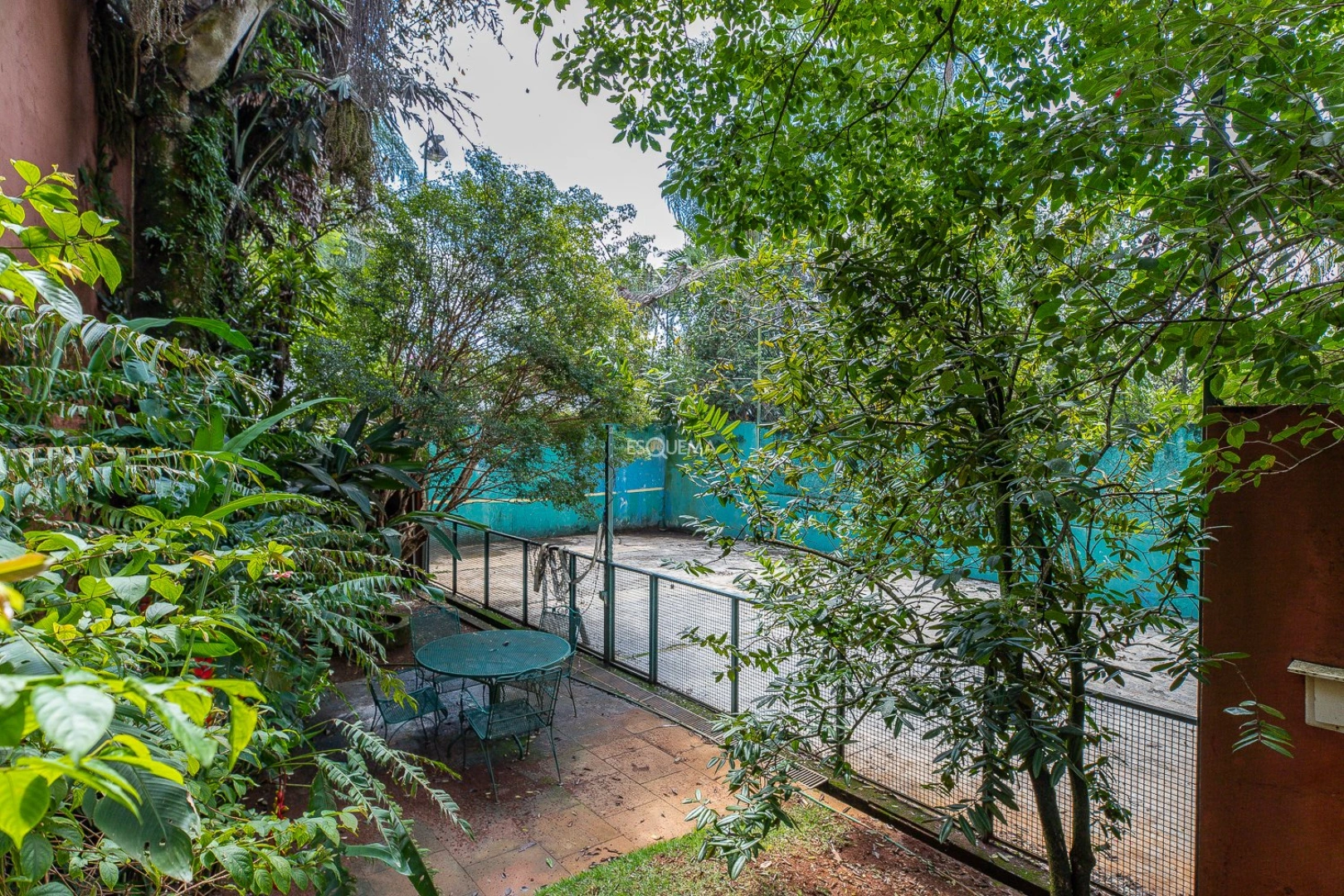 Casa com espaço gourmet e quadra poliesportiva - Imagem 6