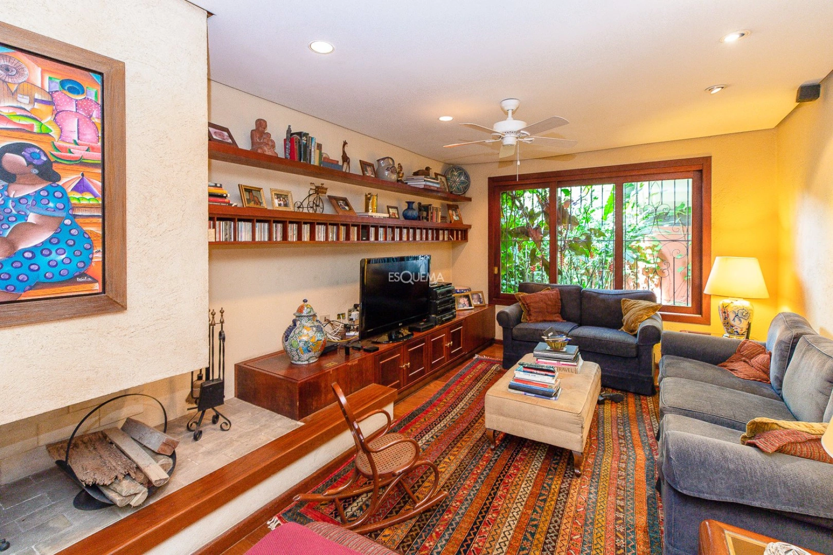 Casa com espaço gourmet e quadra poliesportiva - Imagem 9