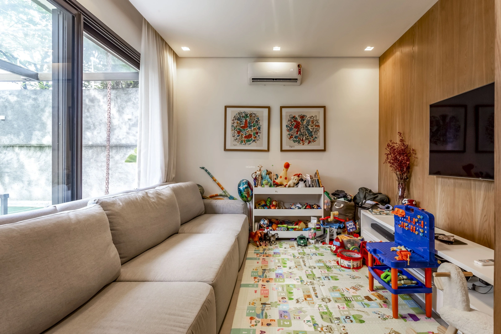 Casa reformada em rua fechada - Imagem 14