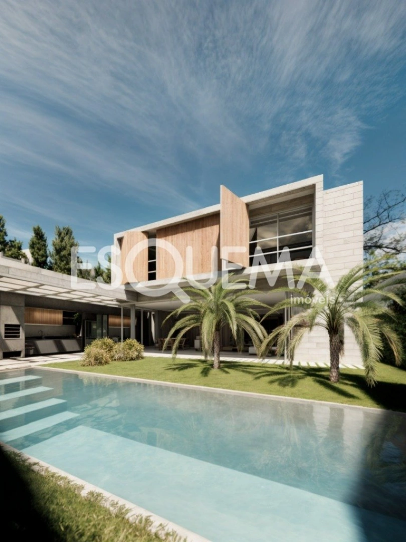 Casa ao lado da Praça Conde de Barcelos - Imagem 1