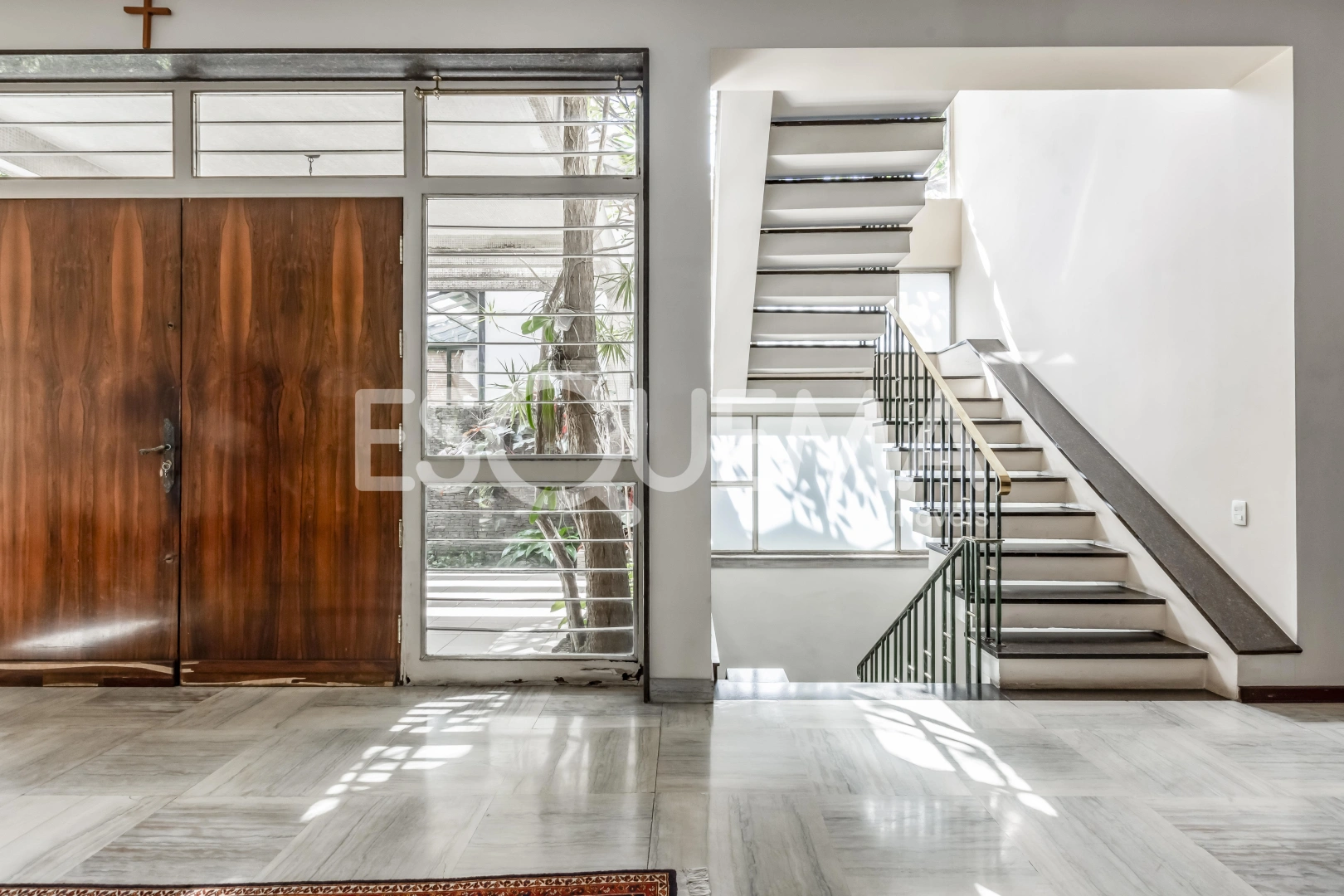 Casa em rua fechada - Imagem 14