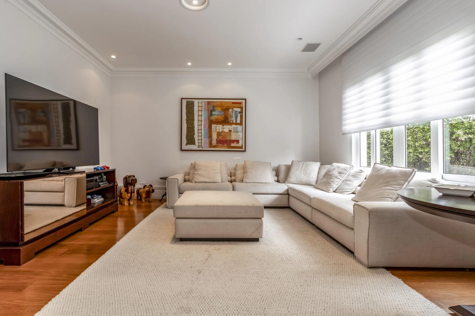 Casa reformada com espaço gourmet e piscina - Imagem 15