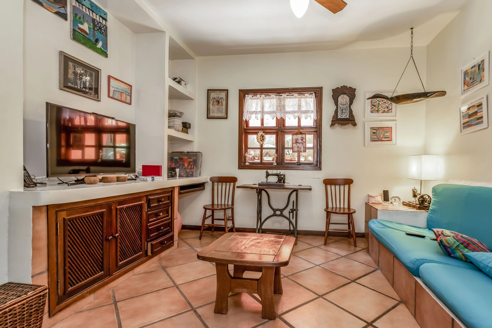 Casa com ares de campo em localização tranquila - Imagem 10