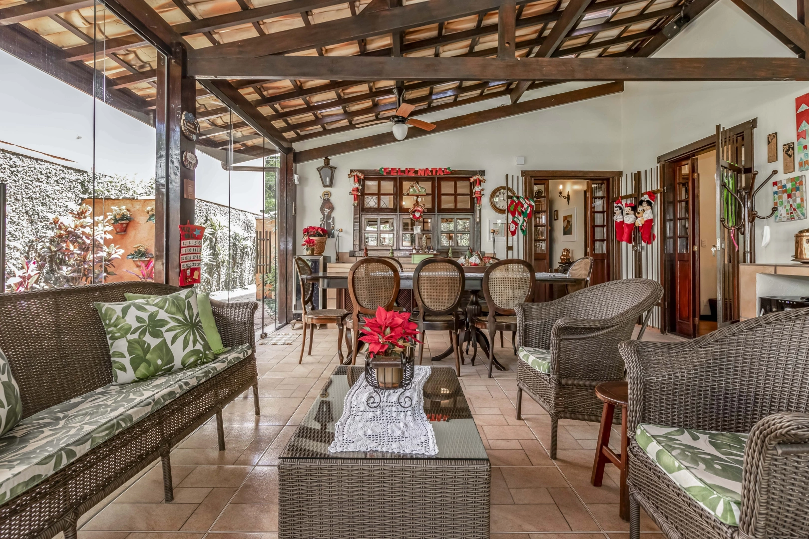 Casa com ares de campo em localização tranquila - Imagem 6