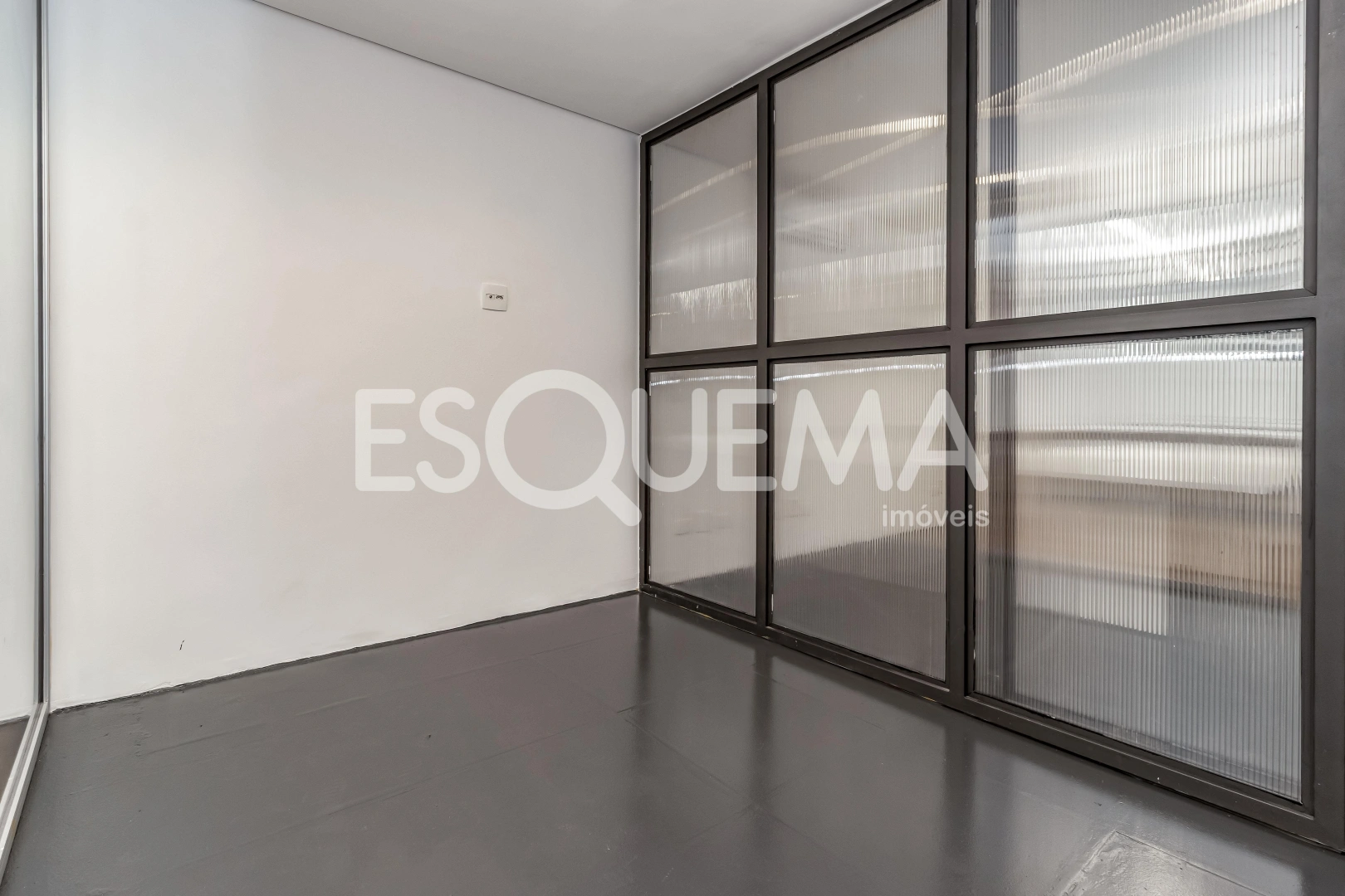 Casa comercial com rooftop - Imagem 11