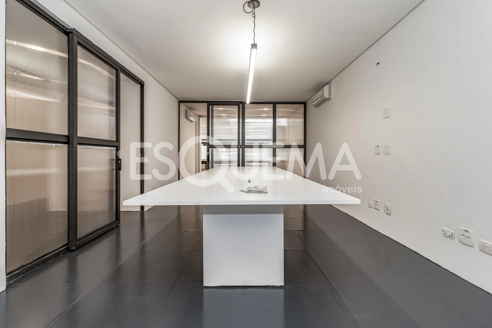 Casa comercial com rooftop - Imagem 12