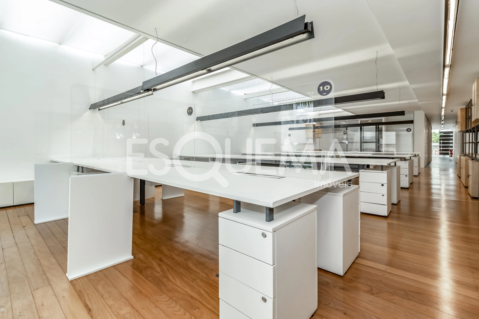 Casa comercial com rooftop - Imagem 13