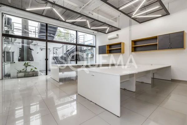 Casa comercial com rooftop