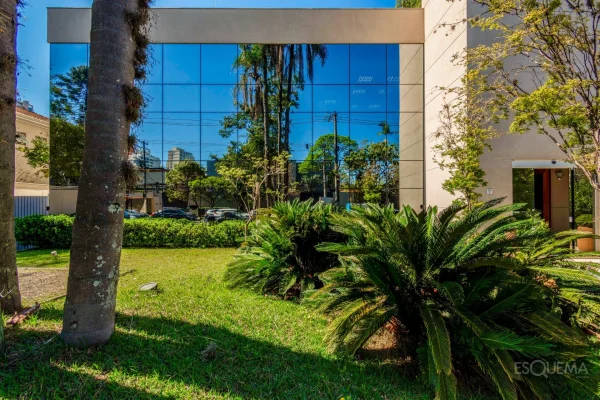 Prédio comercial no Jardim América para locação