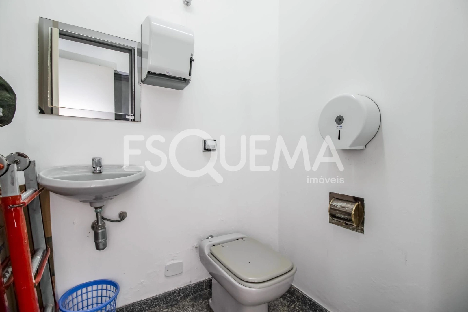 Sobrado comercial em localização privilegiada - Imagem 12