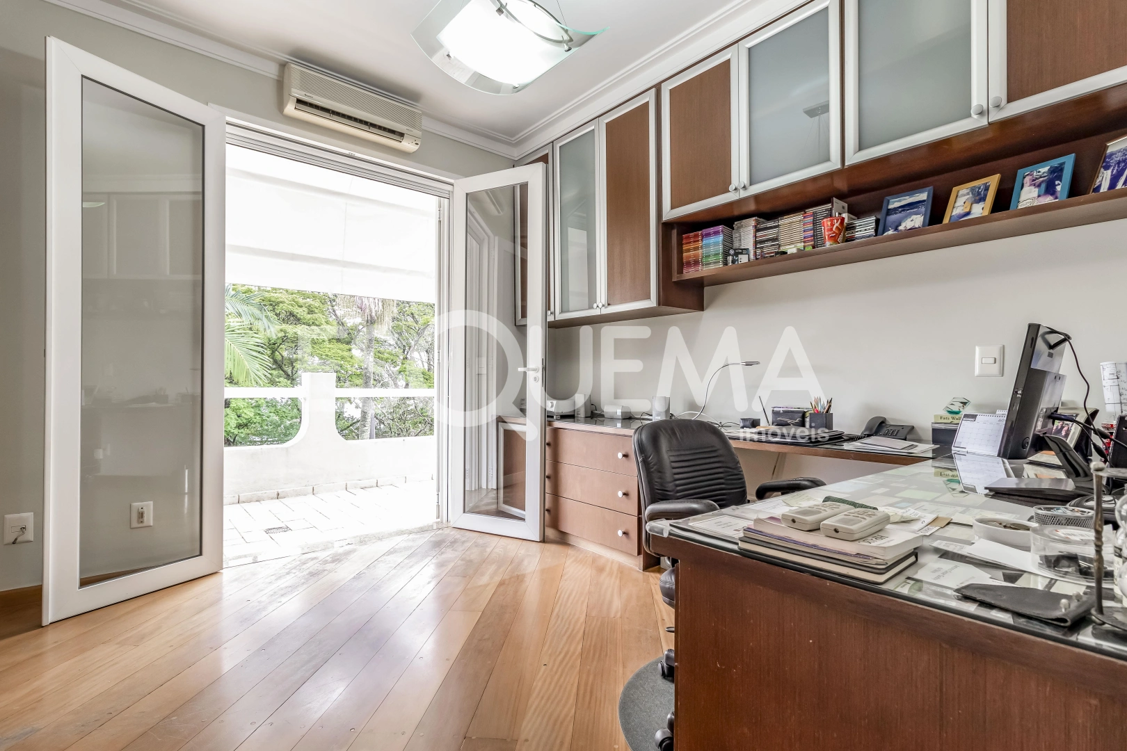 Casa reformada em rua tranquila e segura - Imagem 15
