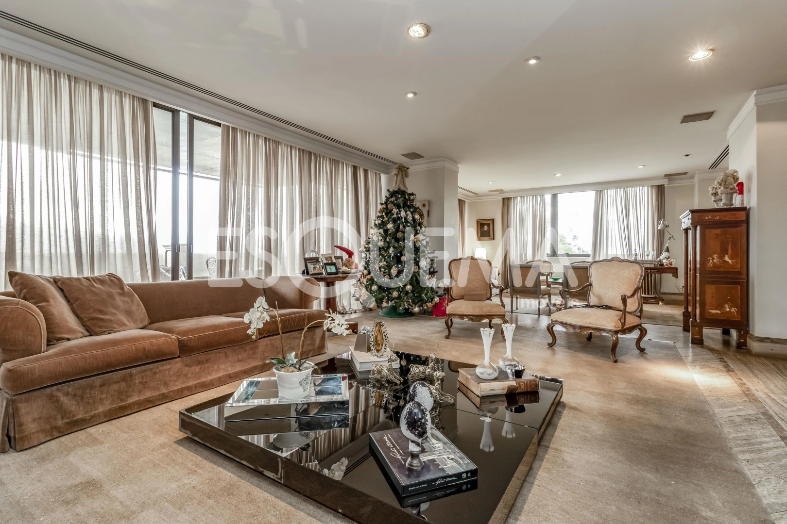 Apartamento em localização cobiçada - Imagem 2