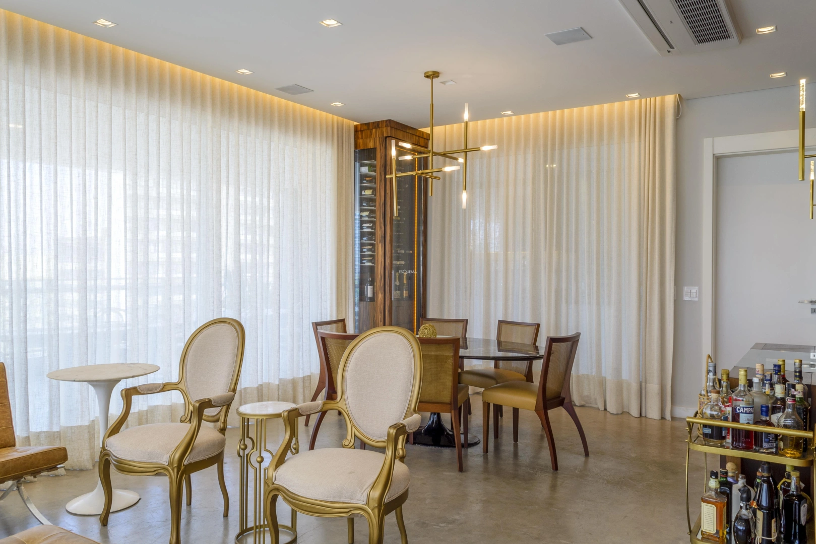 Apartamento em prédio icônico com arquitetura premiada - Imagem 7