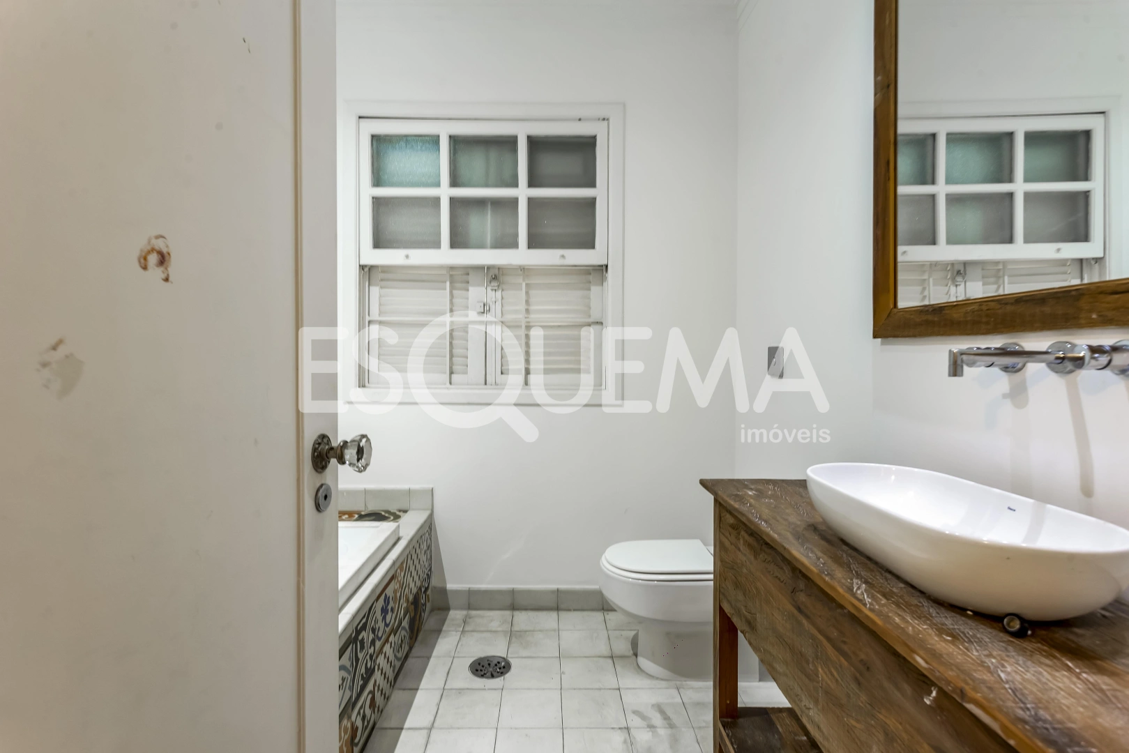 Casa de vila em localização cobiçada - Imagem 3