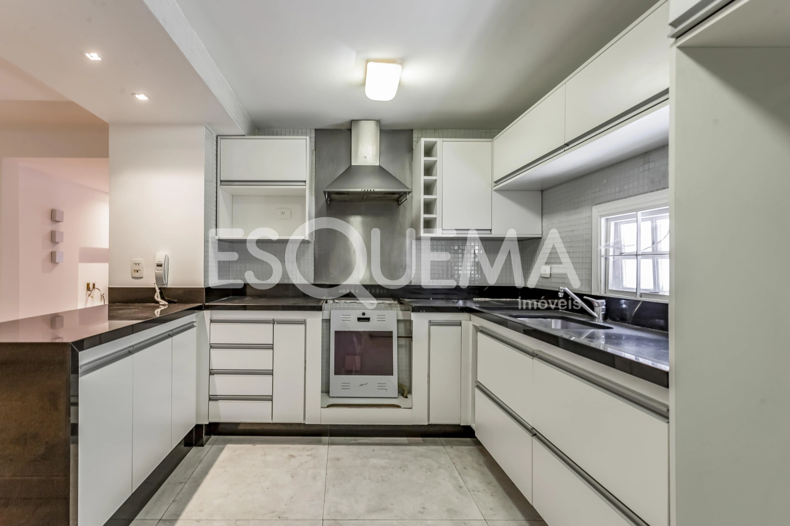 Casa de vila em localização cobiçada - Imagem 4