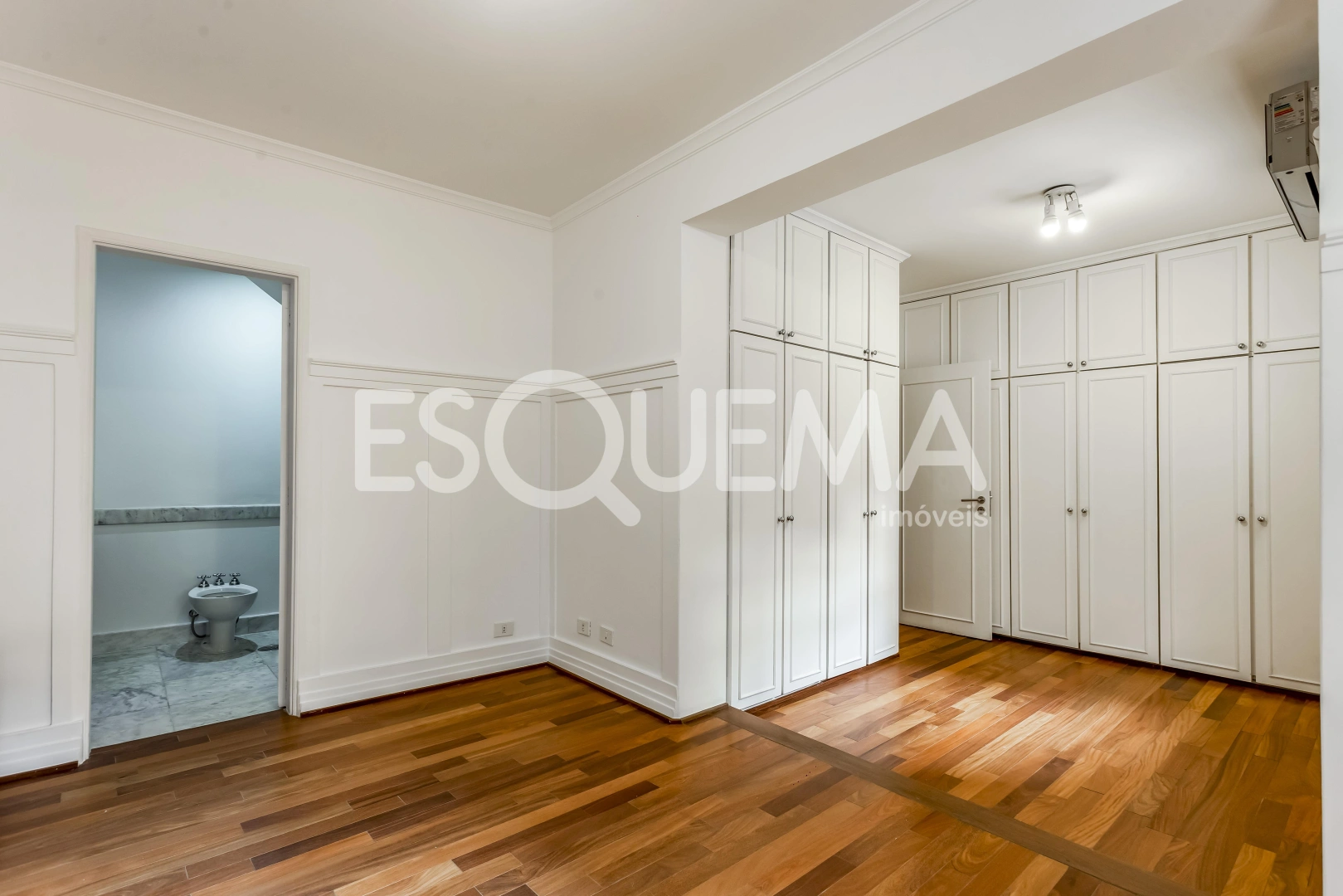 Casa de vila em localização cobiçada - Imagem 7
