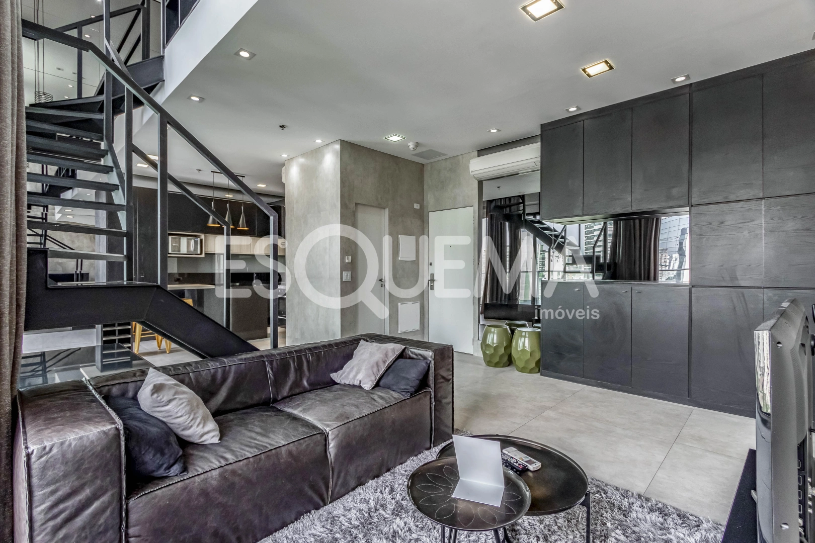 Flat em localização cobiçada - Imagem 10