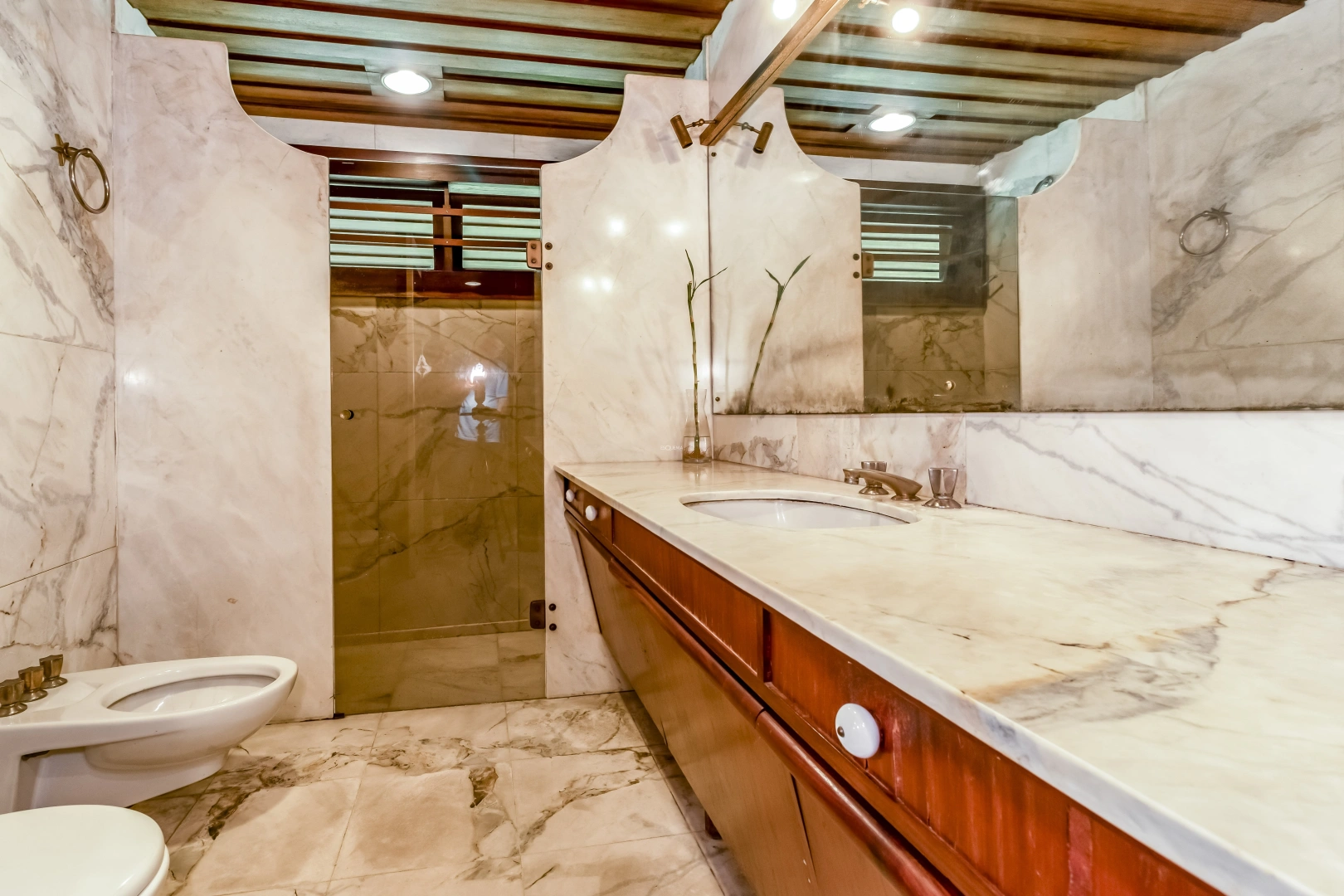 Casa com vista para o verde em rua fechada - Imagem 13