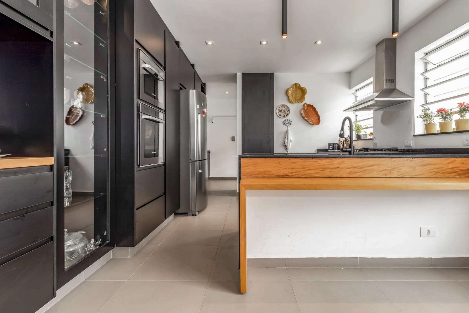 Casa reformada com vista privilegiada - Imagem 8
