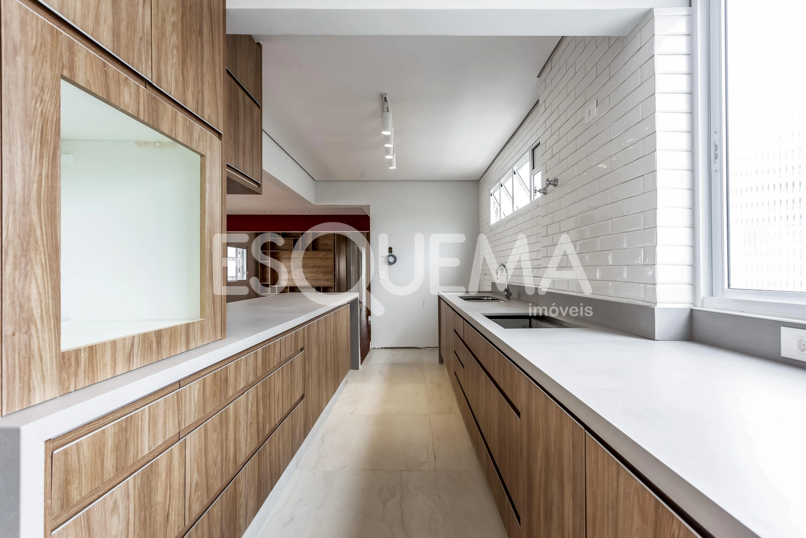 Apartamento amplo e moderno - Imagem 13