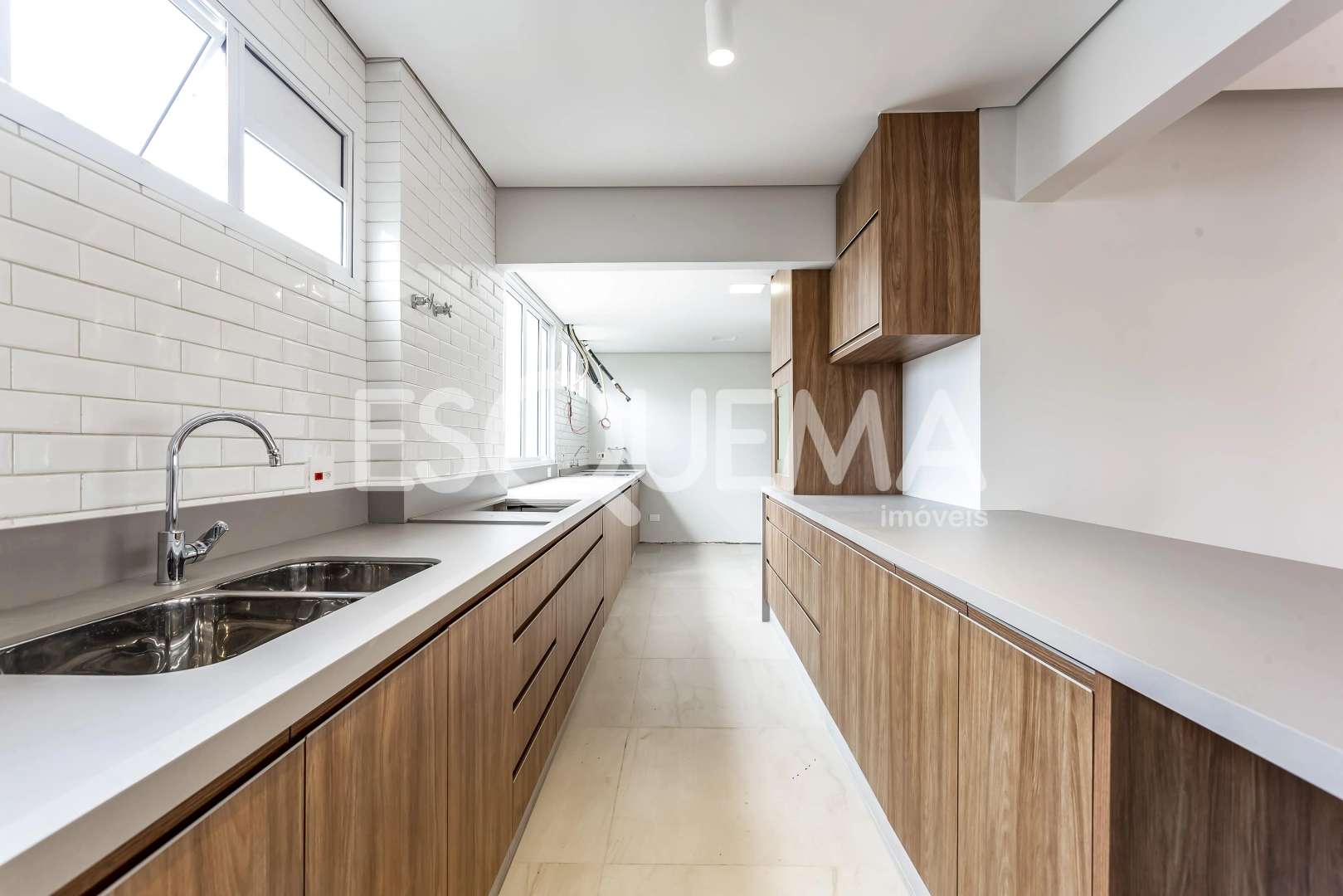 Apartamento amplo e moderno - Imagem 14