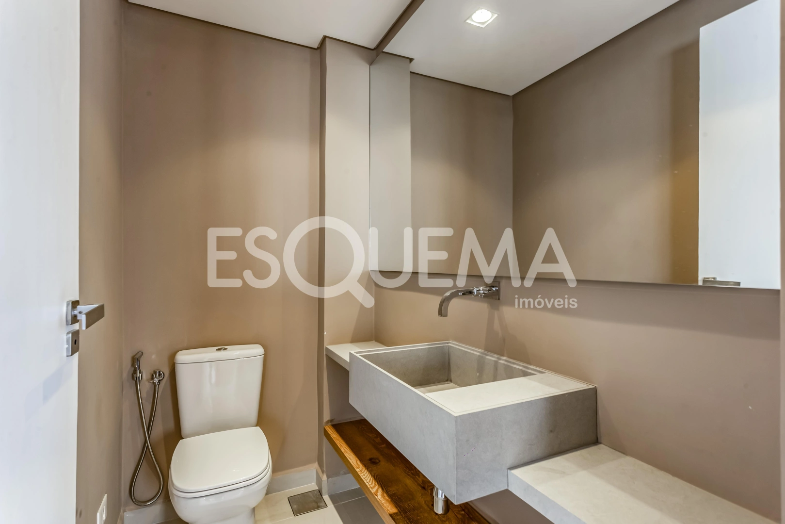 Apartamento amplo e moderno - Imagem 7