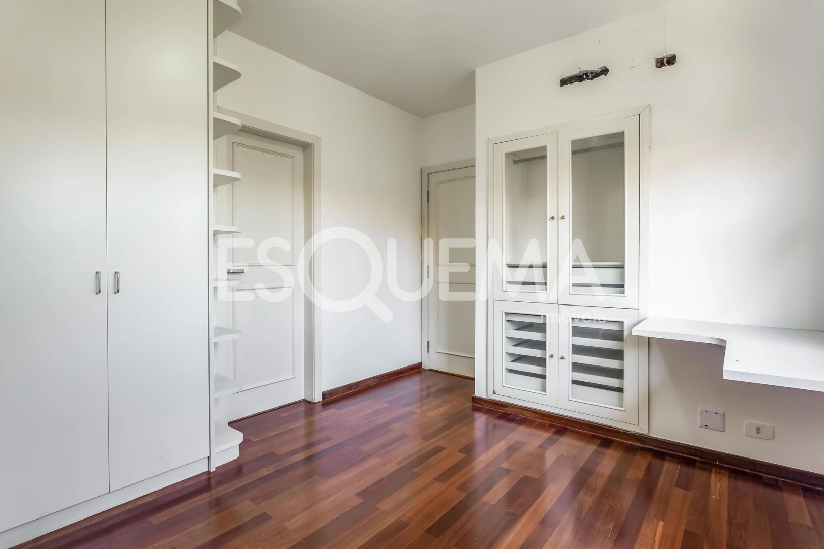 Casa em condomínio próxima ao Parque Alfredo Volpi - Imagem 9