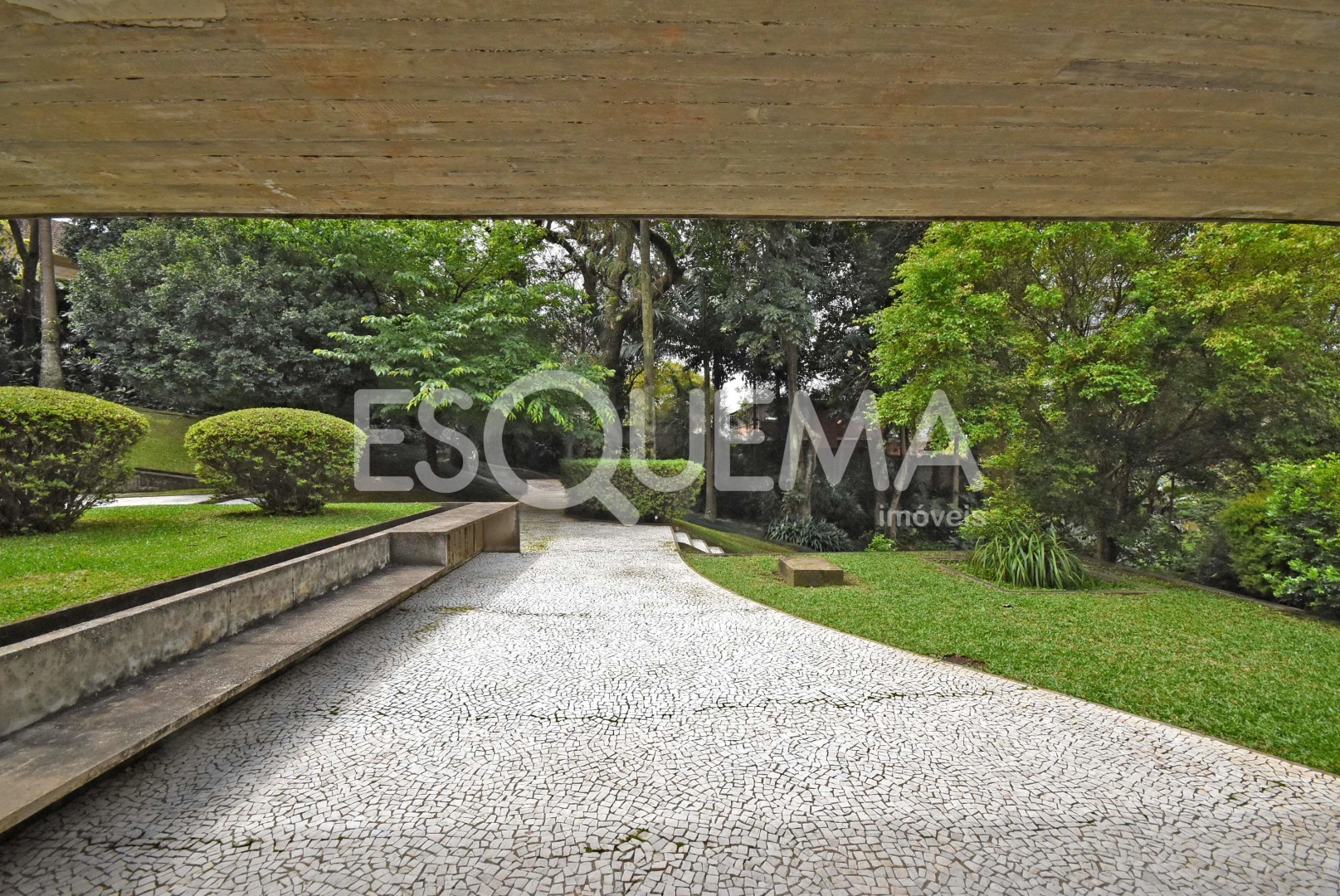 Casa em localização nobre - Imagem 11