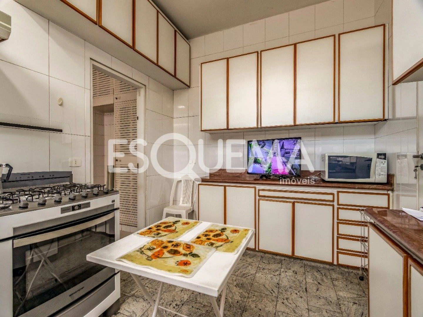 Casa para reforma em localização privilegiada no Jardim Europa - Imagem 7
