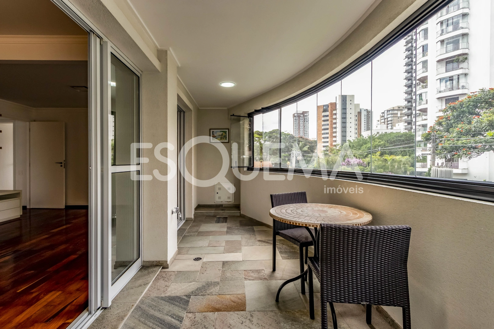 Apartamento em região tranquila, fora da rota de aviões - Imagem 4