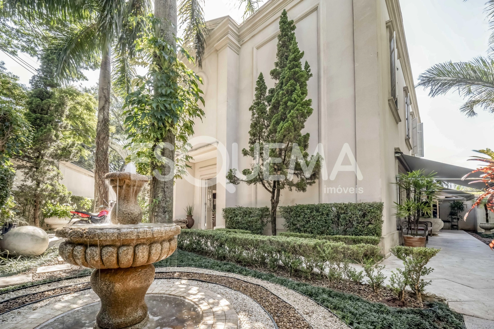 Casa em frente à Praça do Pôr do Sol - Imagem 9