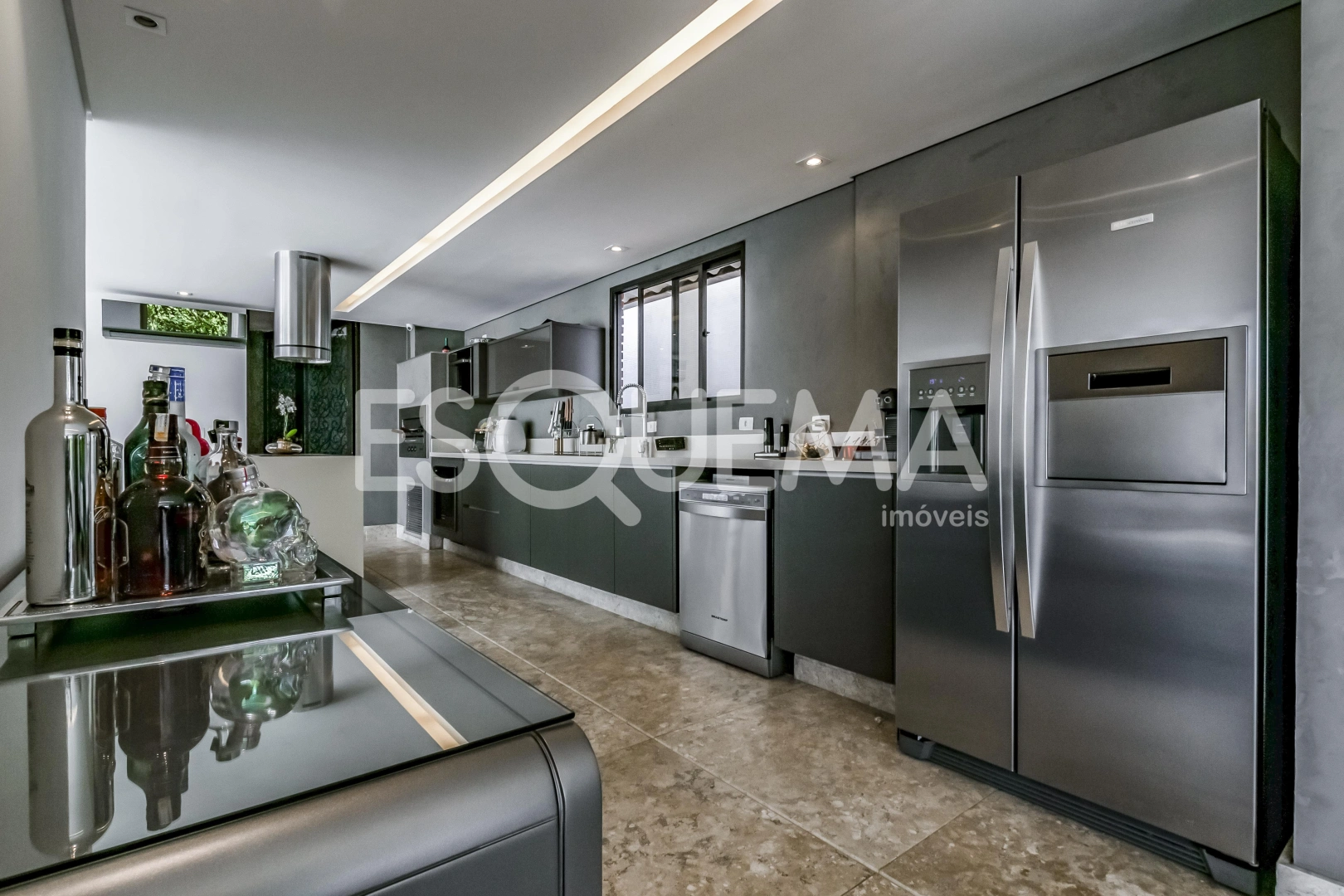 Casa de condomínio com arquitetura contemporânea - Imagem 7