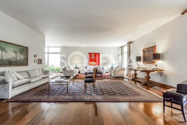 Casa para reforma em ótima localização