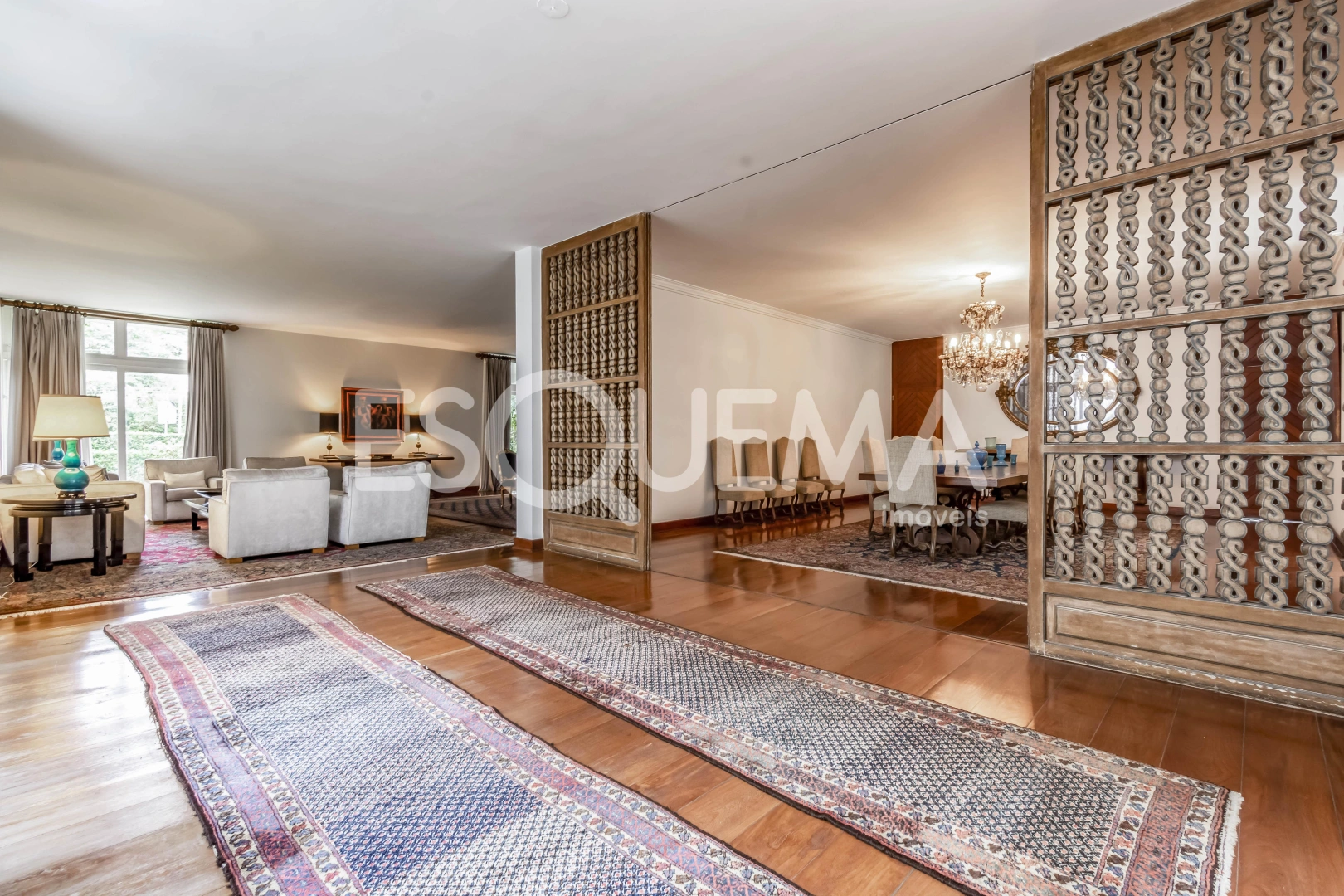 Casa para reforma em ótima localização - Imagem 6