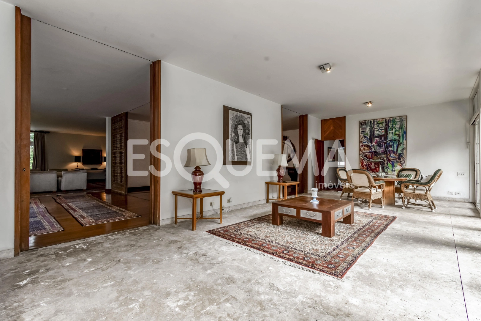 Casa para reforma em ótima localização - Imagem 9