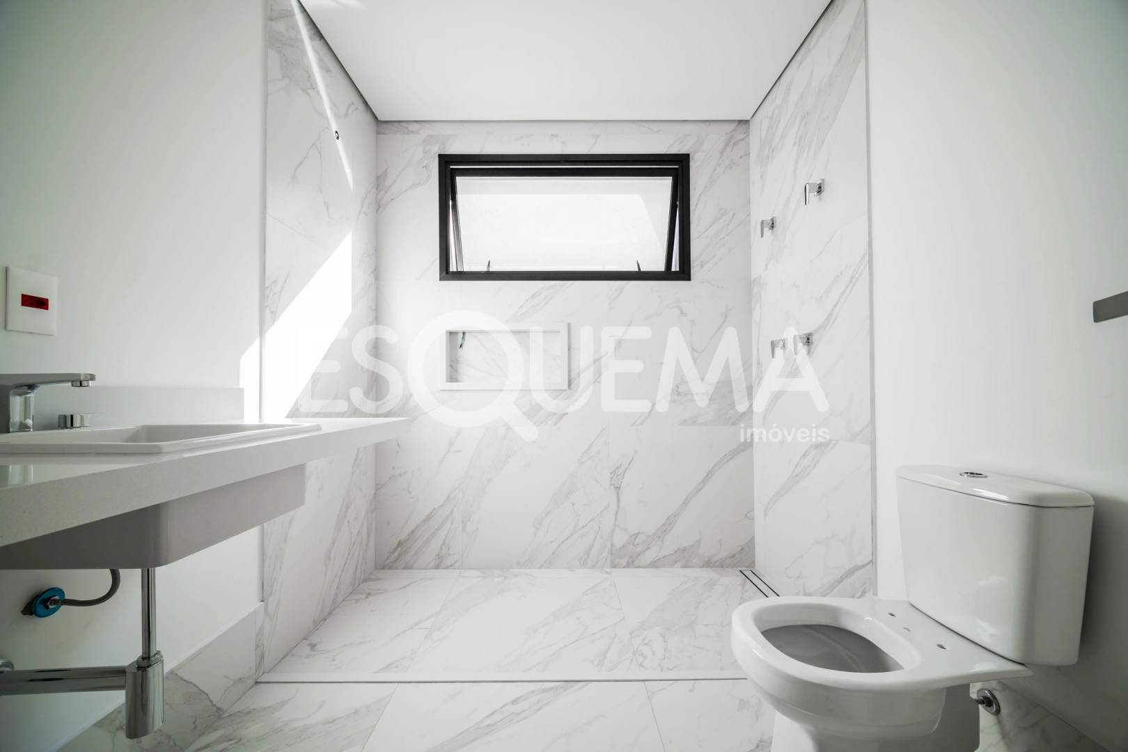 Casa em condomínio fechado com ótima localização - Imagem 15