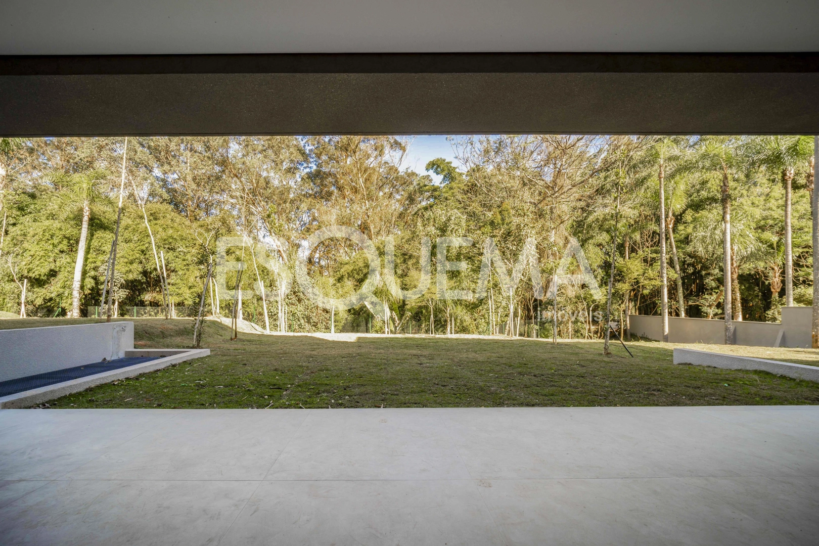 Casa em condomínio fechado com ótima localização - Imagem 2