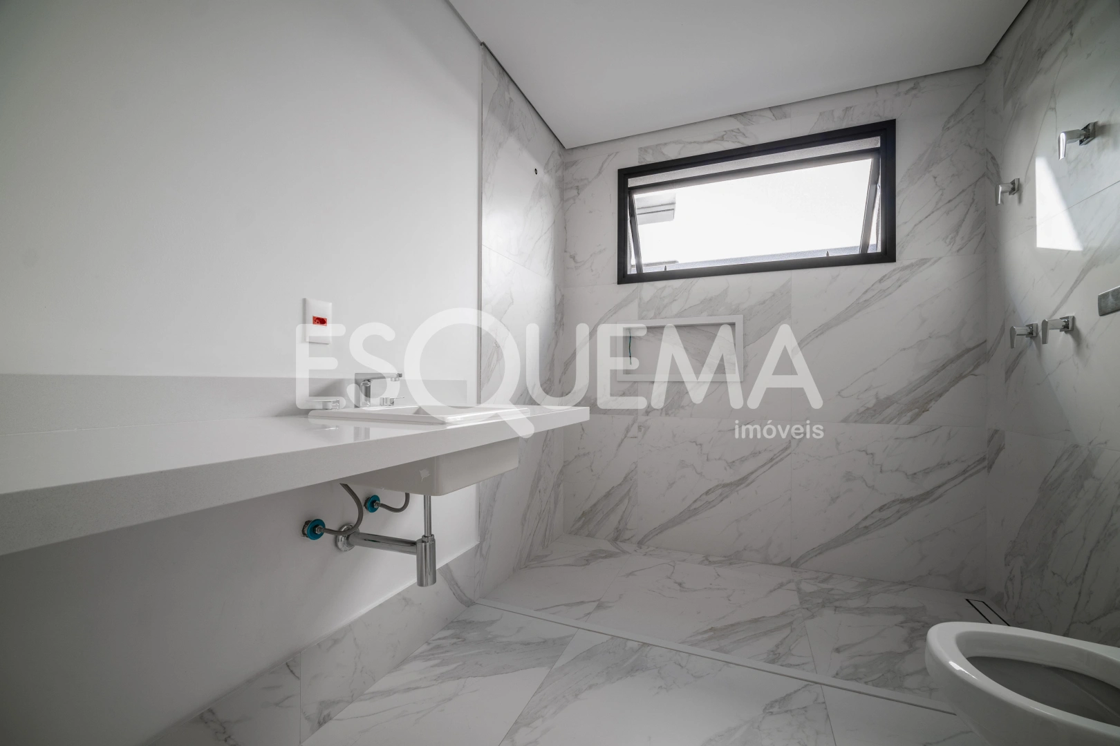 Casa em condomínio fechado com ótima localização - Imagem 9