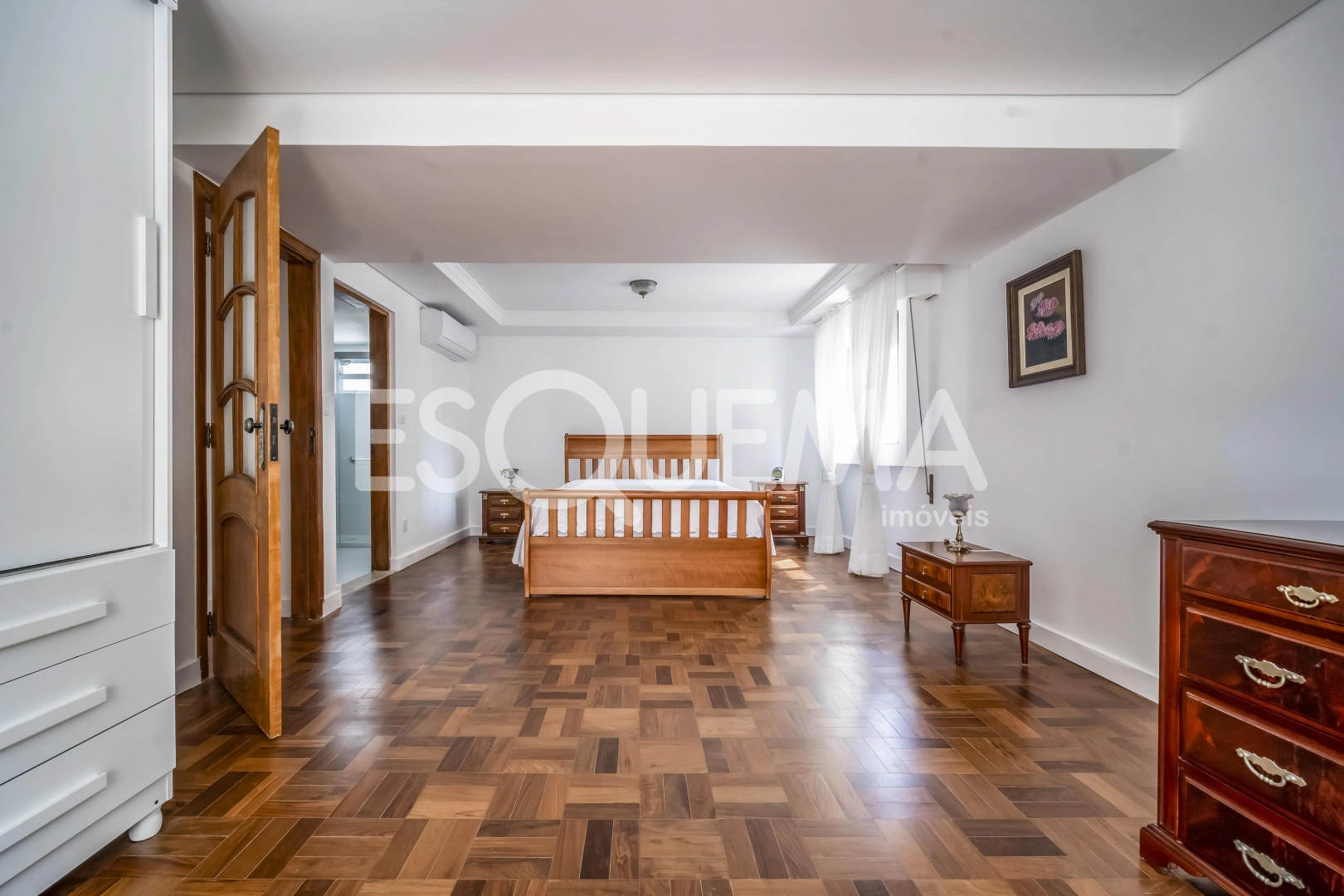 Apartamento amplo e reformado - Imagem 14