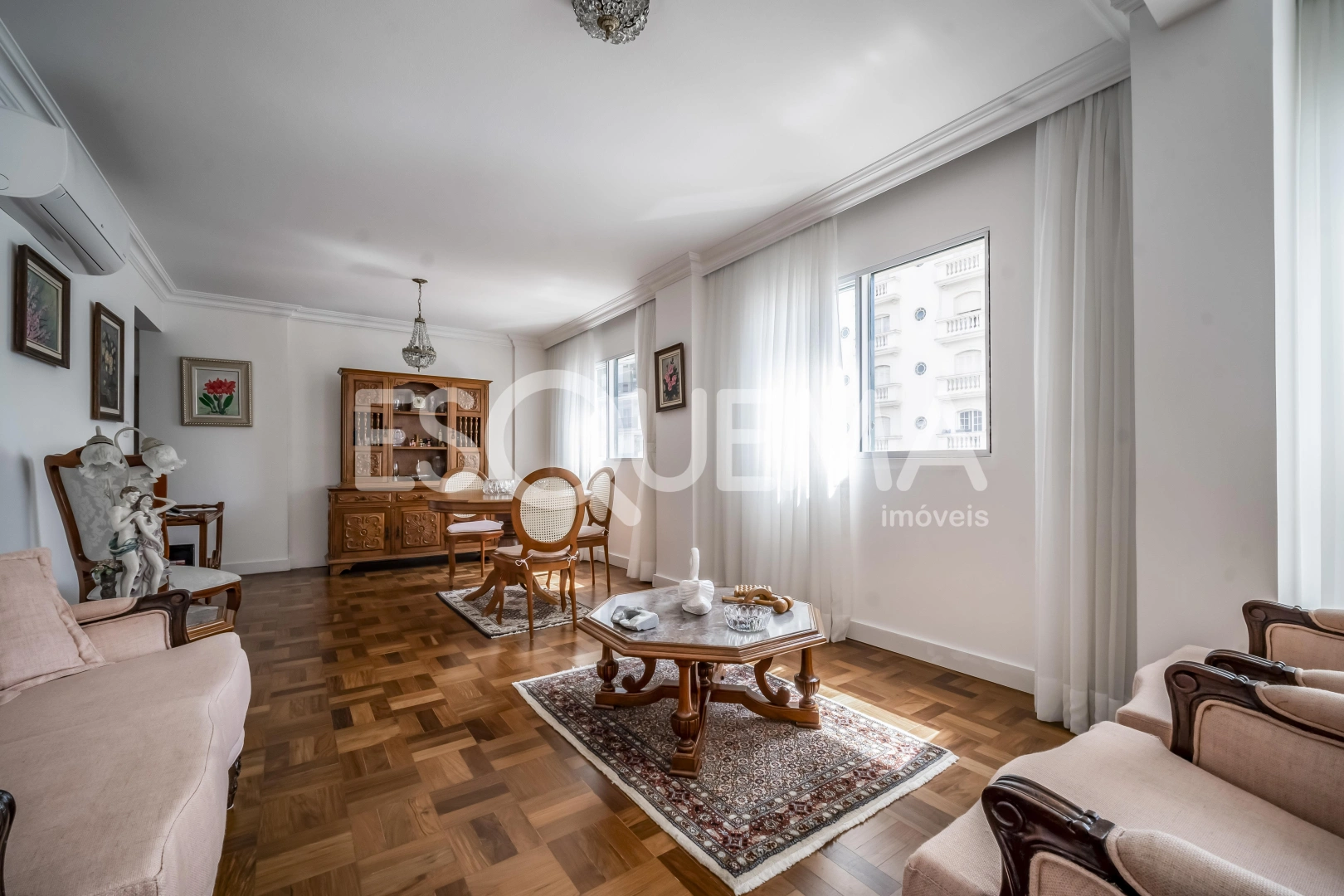 Apartamento amplo e reformado - Imagem 3