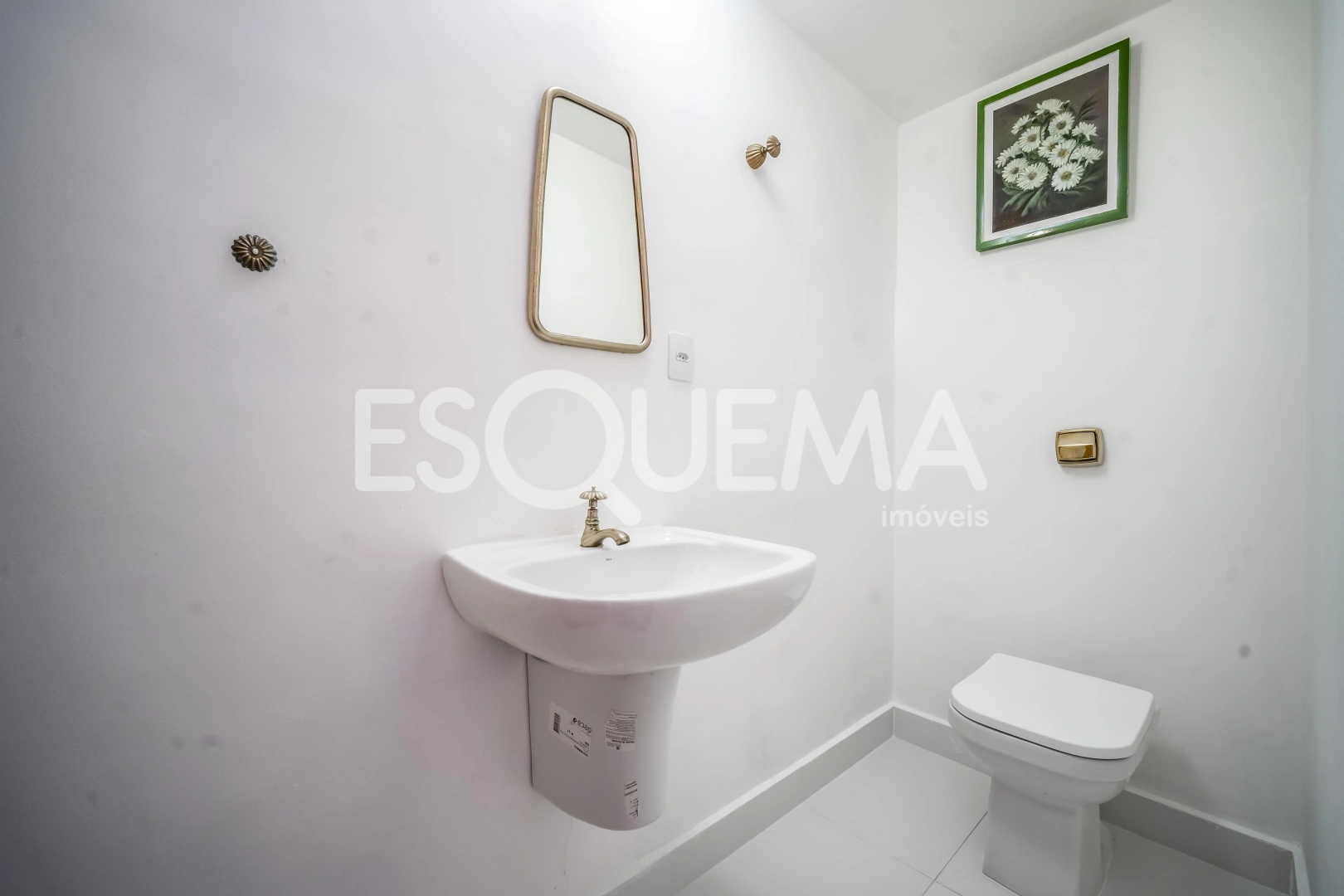 Apartamento amplo e reformado - Imagem 7