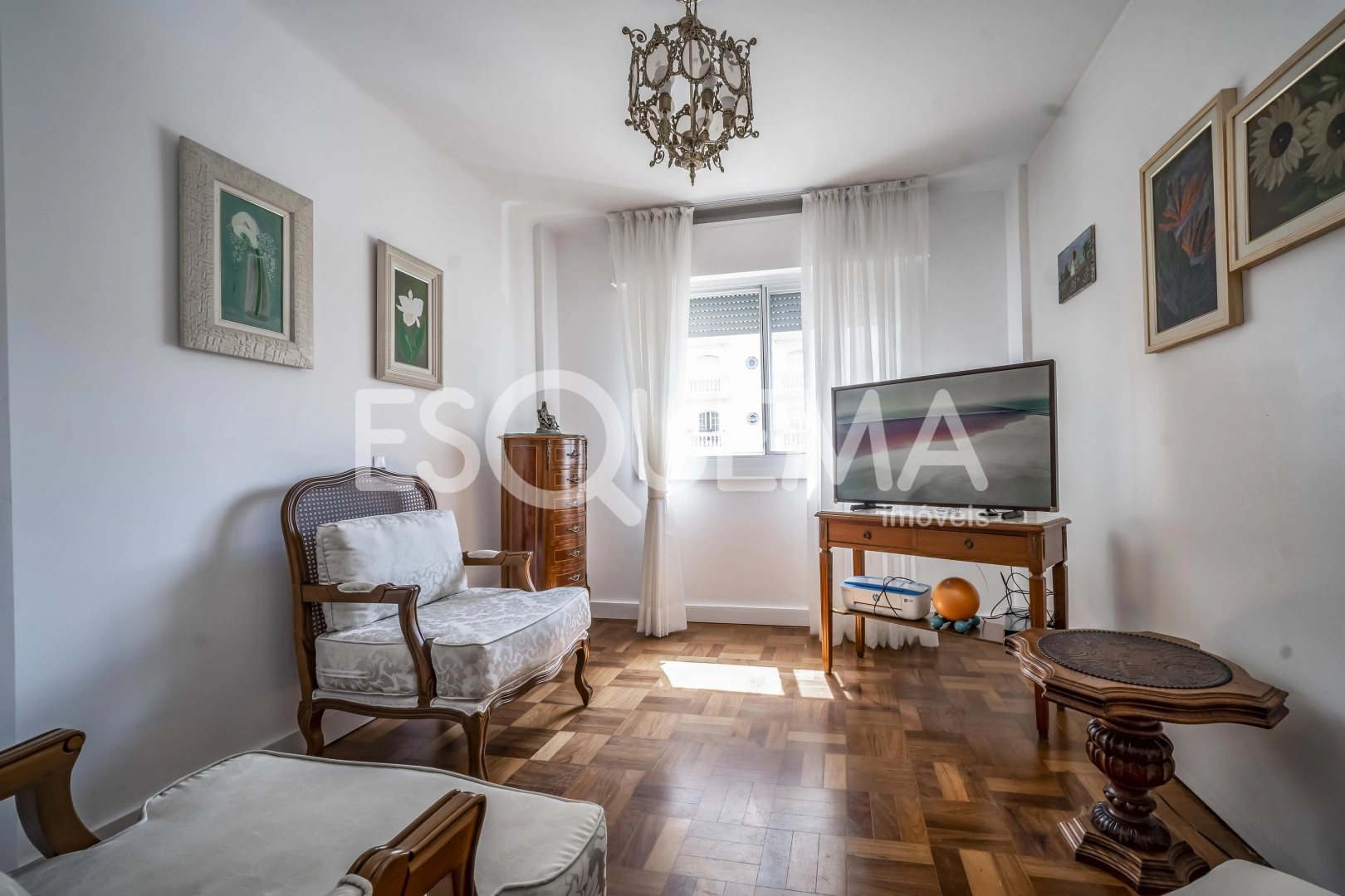 Apartamento amplo e reformado - Imagem 8
