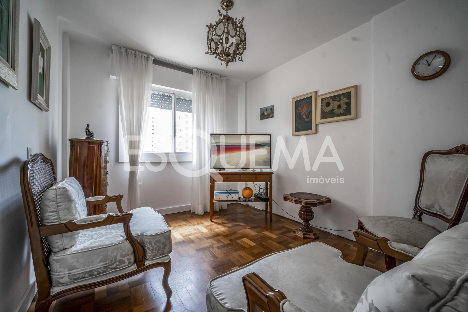 Apartamento amplo e reformado - Imagem 9
