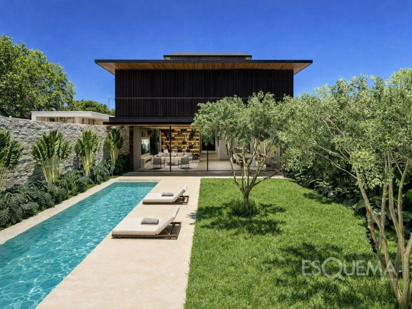 Casa em início de construção em rua plana e arborizada - Imagem 1