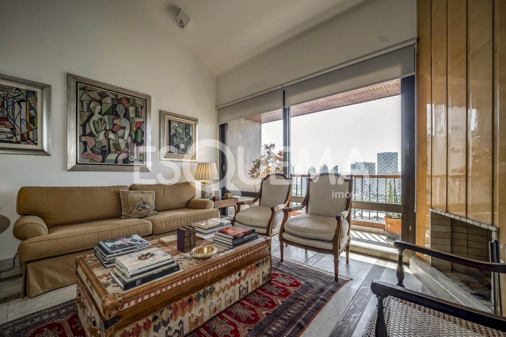 Cobertura duplex reformada com piscina - Imagem 10