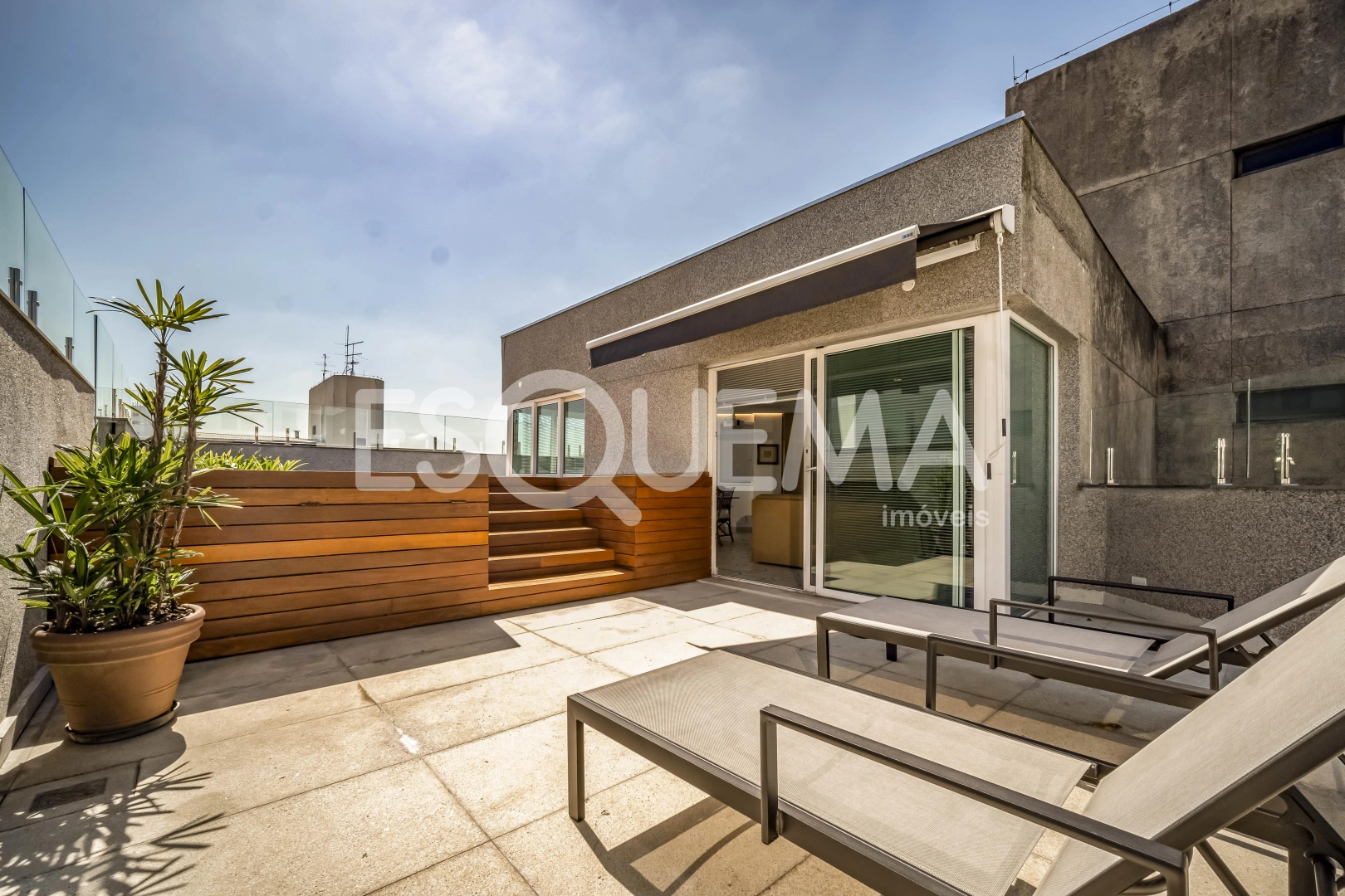 Cobertura duplex reformada com piscina - Imagem 3