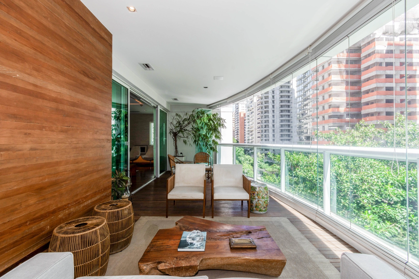 Apartamento a poucos passos do Parque do Povo - Imagem 5