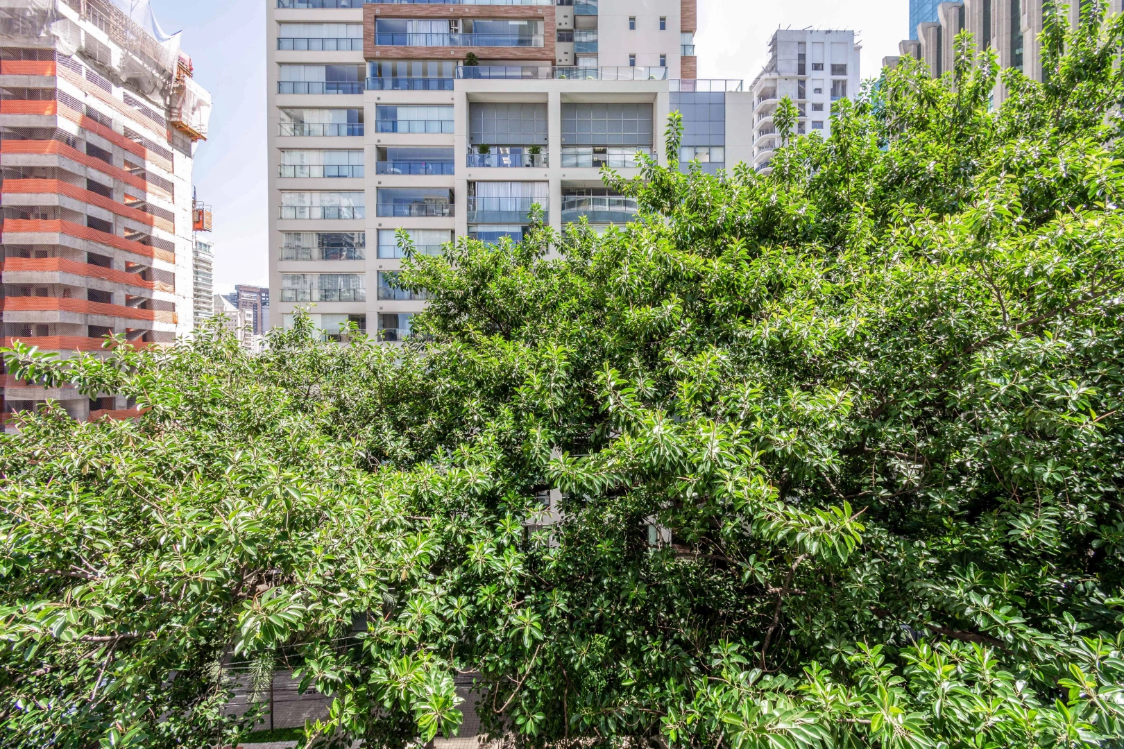Apartamento a poucos passos do Parque do Povo - Imagem 9